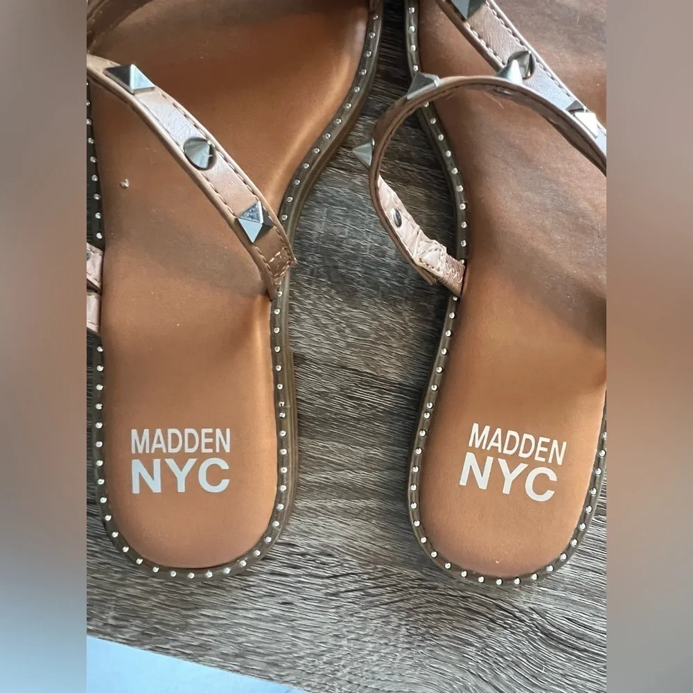 Women's Tan Sandals